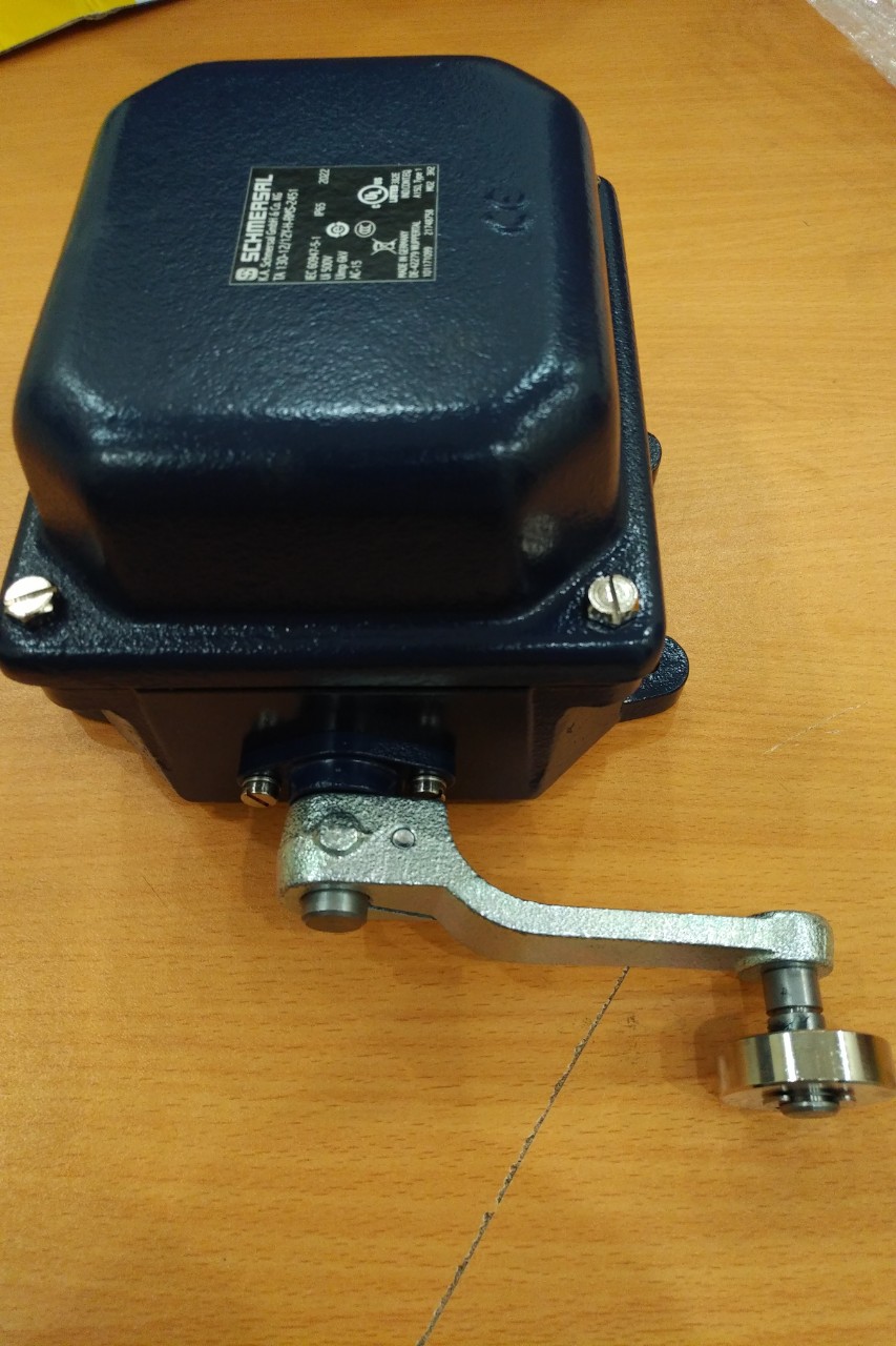 Schmersal TA130-12/12Y-H-RMS-2451 Side