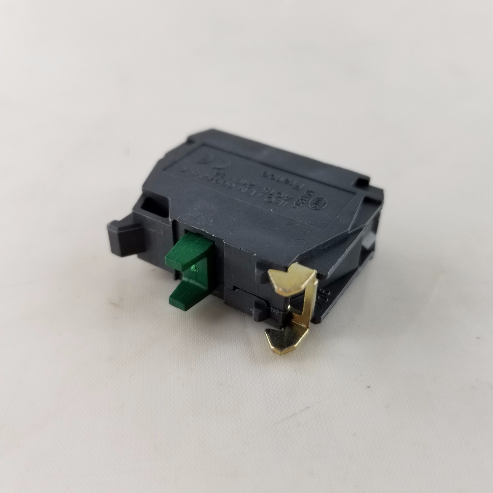 JLG Contact Block – 4360478