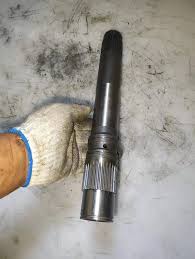 ZF Output Shaft 4644311239 – Genuine ZF Transmission Output Shaft OEM