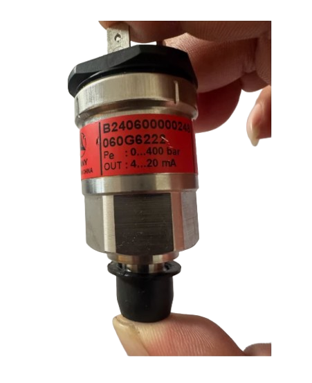 Danfoss 060G6222 Pressure Sensor – Industrial Hydraulic Transmitter for Heavy Machinery